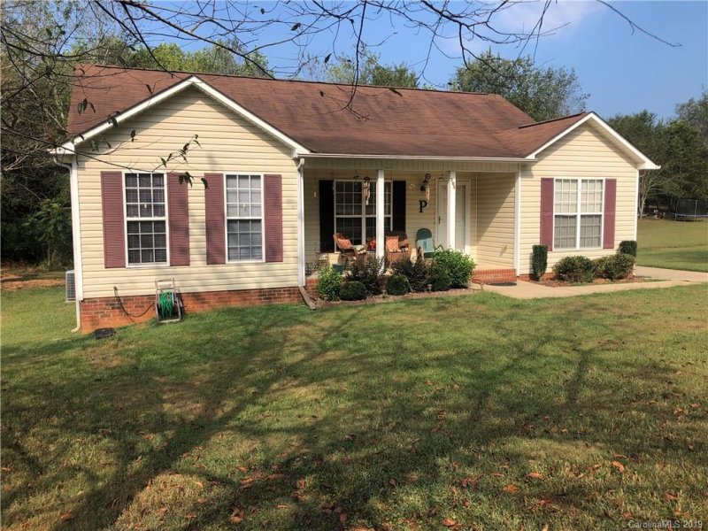 Property image 4 at 305 Delview Drive, Cherryville, NC 28021