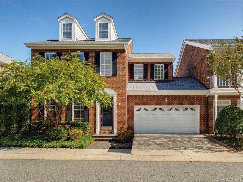 9212 Bonnie Briar Circle