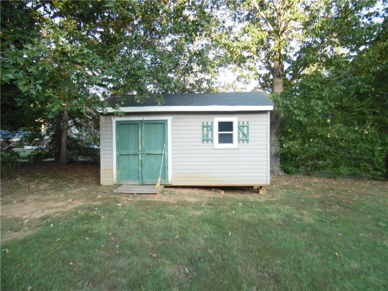 Property image 4 at 1160 Rollingwood Drive, Claremont, NC 2861