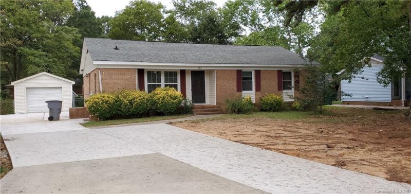 6611 Crab Orchard Court