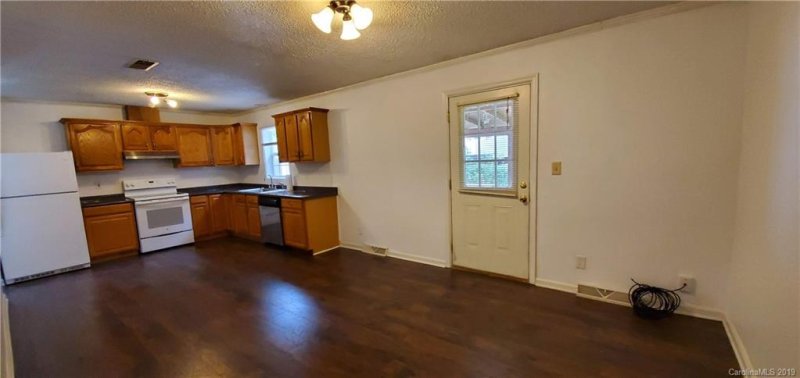 Property image 3 at 6611 Crab Orchard Court, Charlotte, NC 28212