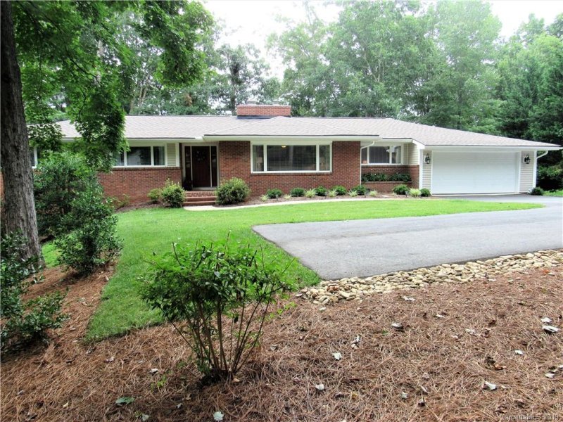 Property image 2 at 18 W Fairway Drive, Etowah, NC 28729