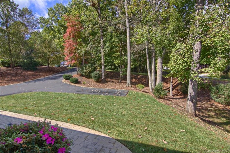 Property image 4 at 18 W Fairway Drive, Etowah, NC 28729