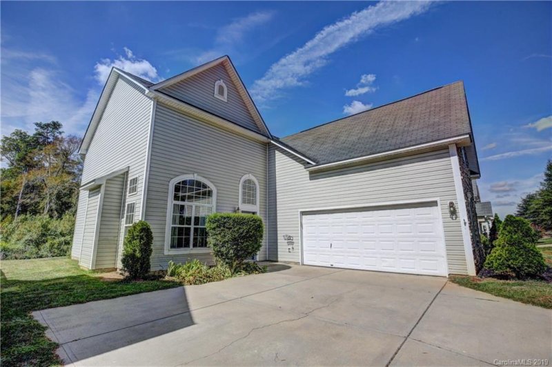 Property image 3 at 8832 Cornwall Street, Locust, NC 28097