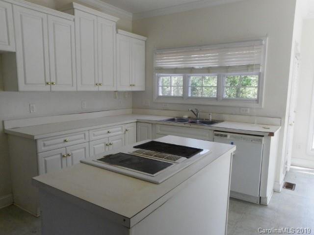Property image 4 at 927 Silver Charm Lane, York, SC 29745