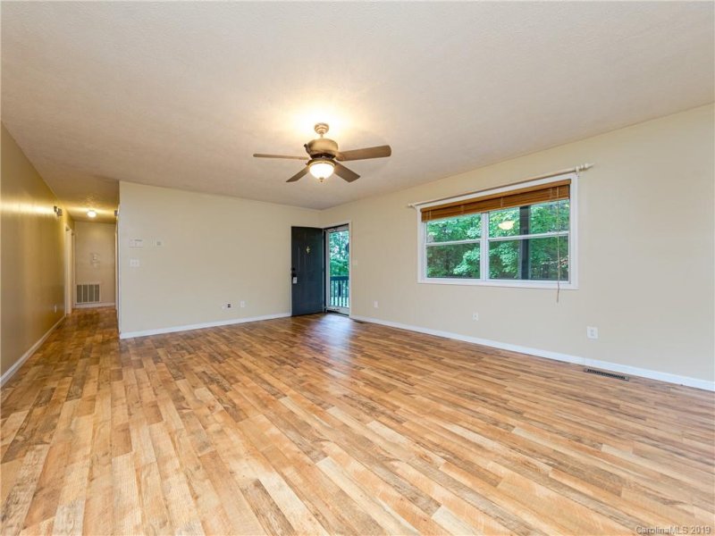 Property image 5 at 40 Forge Crest Drive, Mills River, NC 28759