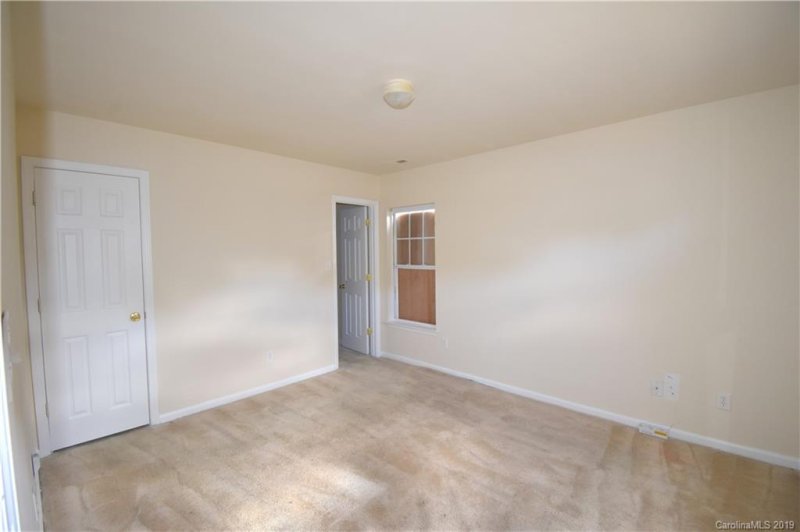 Property image 5 at 1050 Brianna Way, Charlotte, NC 28217