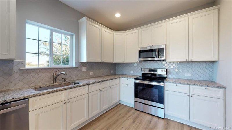 Property image 4 at 13417 Homewood Drive, Charlotte, NC 28262