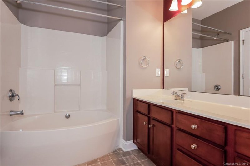 Property image 4 at 6033 Champions Crest Drive, Charlotte, NC 28269