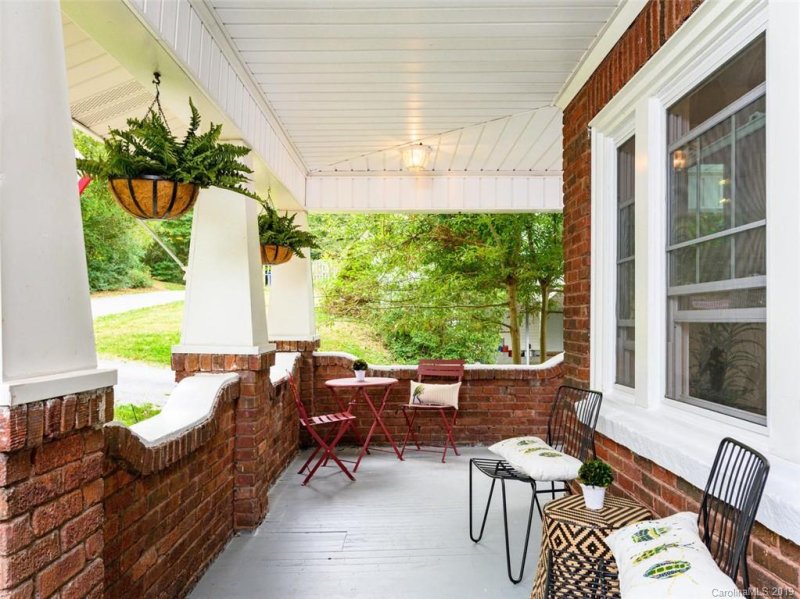 Property image 3 at 127 Euclid Boulevard, Asheville, NC 28806