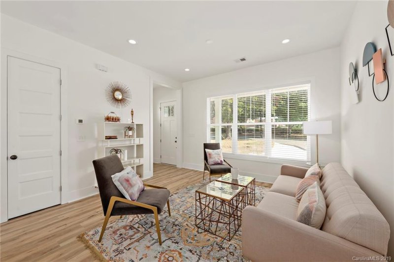 Property image 3 at 1509 Walton Road, Charlotte, NC 28208