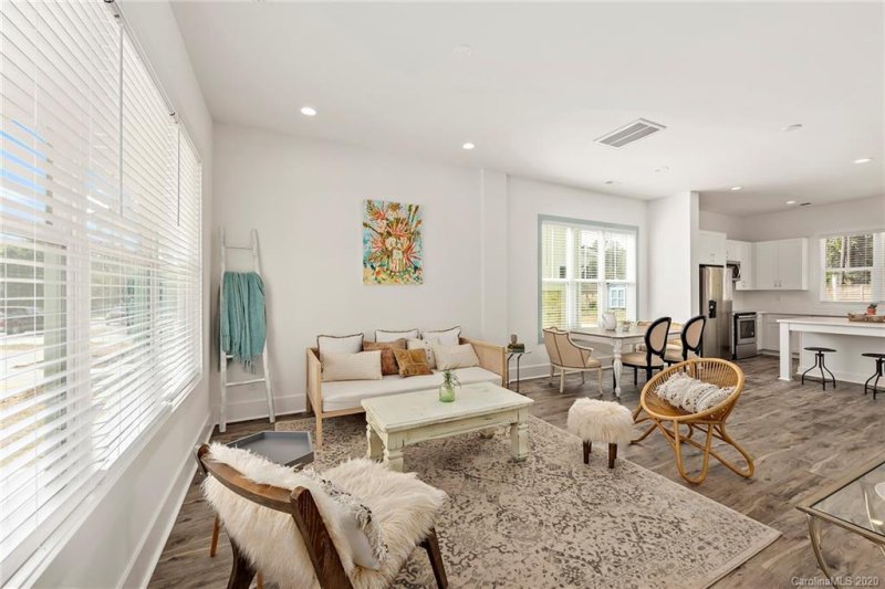 Property image 2 at 1505 Walton Road, Charlotte, NC 28208