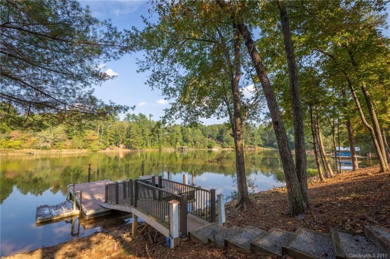 Property image 2 at 4726 Crystal Falls Avenue, Hickory, NC 28601