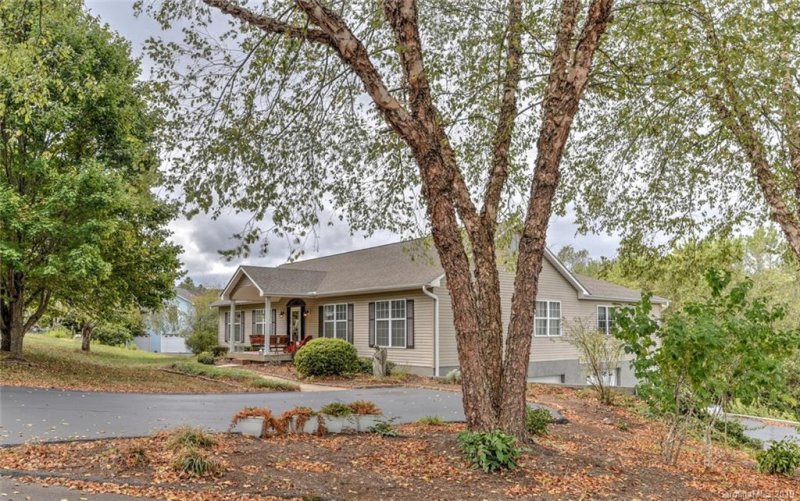 Property image 3 at 158 Kennedy Road, Weaverville, NC 28787