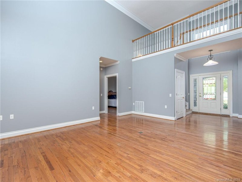 Property image 5 at 1 Bideford Row, Asheville, NC 28803