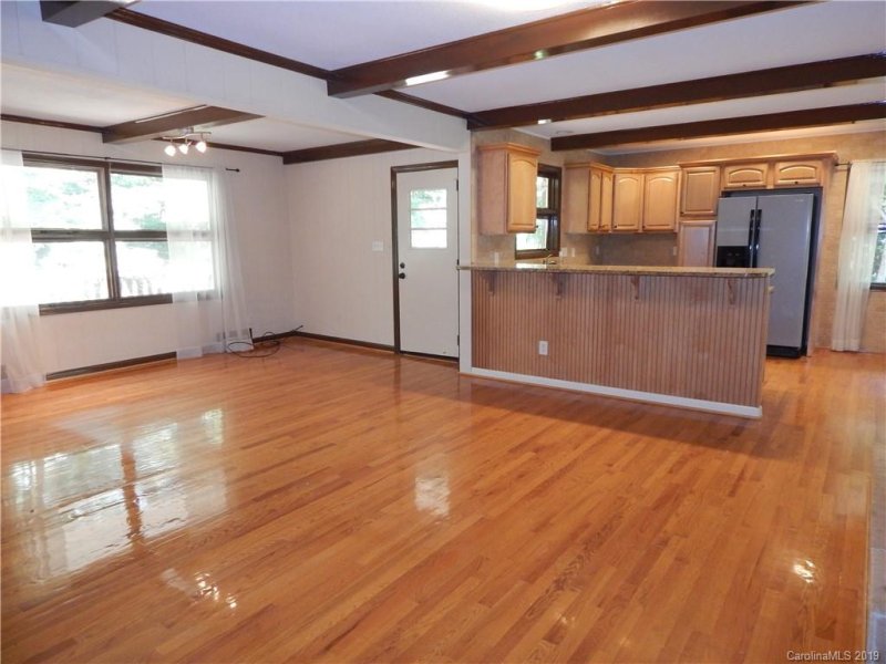 Property image 5 at 341 Beverly Circle, Charlotte, NC 28270