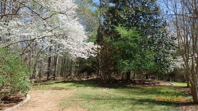 Property image 3 at 724 Amanda Drive, Matthews, NC 28104