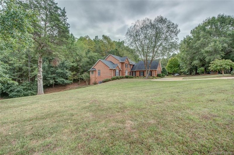 Property image 3 at 503 Johnsfield Road, Shelby, NC 28150