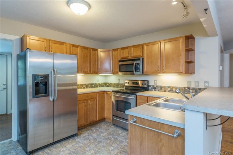 Property image 4 at 803 Rhododendron Avenue, Black Mountain, NC 28711