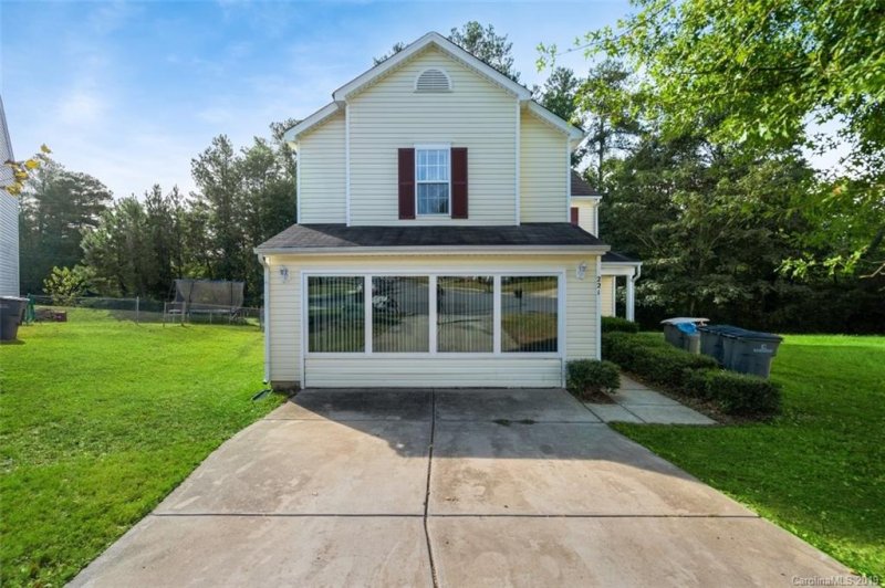 Property image 2 at 221 Nellie Yale Place, Kannapolis, NC 28083