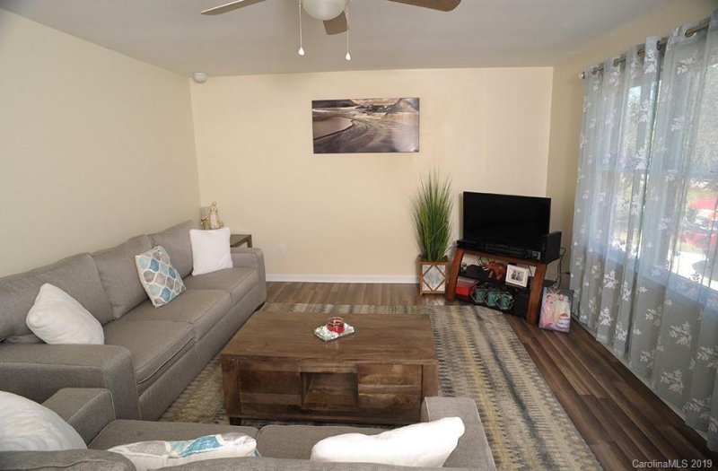 Property image 4 at 1108 Crestview Drive, Salisbury, NC 28146