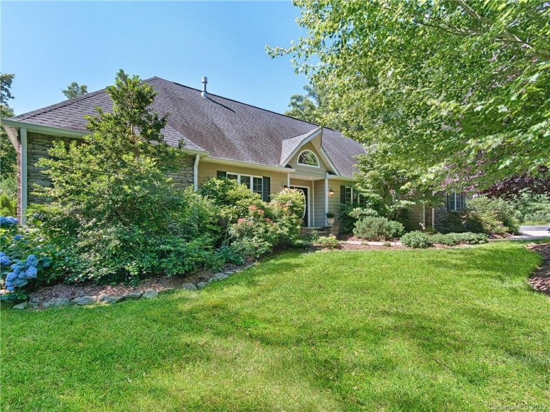 38 Gaston Mountain Road