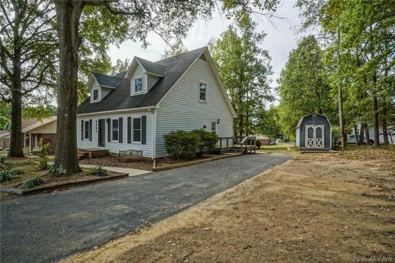 Property image 2 at 2304 Ellerbe Drive, Kannapolis, NC 28083