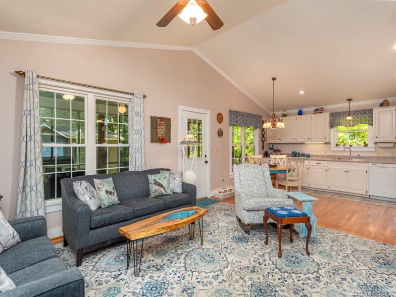 1119 Panther Branch Road