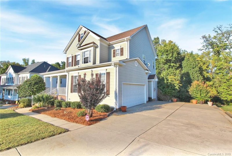 Property image 2 at 7634 Windsor Forest Place, Harrisburg, NC 28075