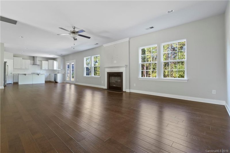 Property image 4 at 8011 Caliterra Drive, Charlotte, NC 28227