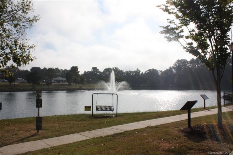 Property image 2 at 162 Water Oak Drive, Pineville, NC 28134