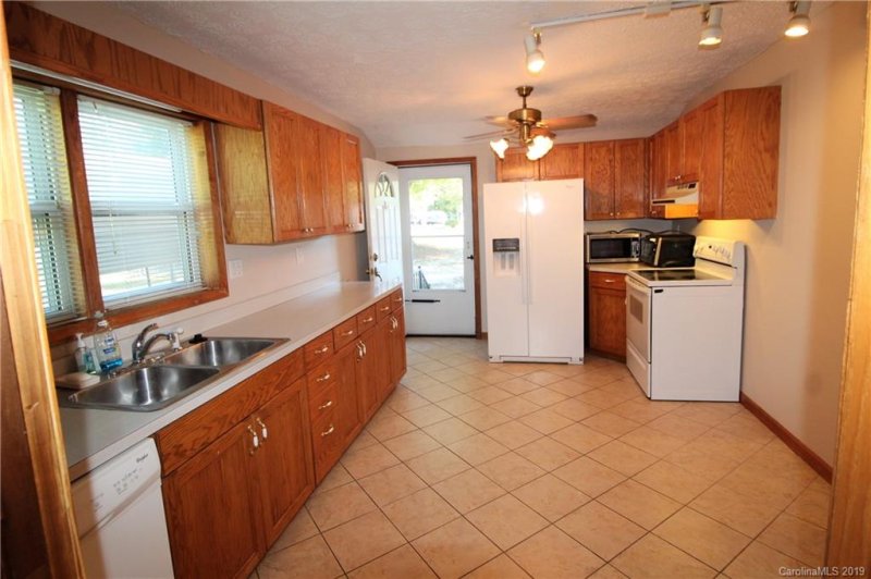 Property image 5 at 505 Flat Rock Street, Clover, SC 29710