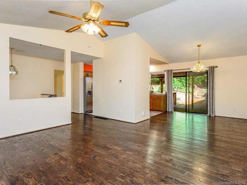 Property image 4 at 2 Timothy Lane, Candler, NC 28715