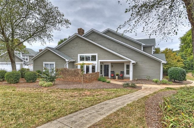 Property image 2 at 7050 Meeting Street, Charlotte, NC 28210