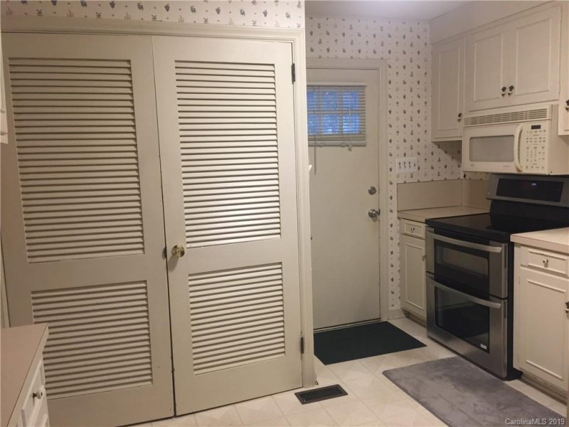 Property image 4 at 45 36th Avenue, Hickory, NC 28601