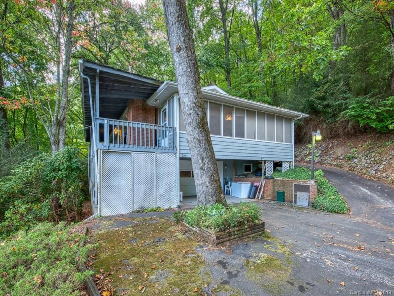 Property image 2 at 505 Scenic Circle, Waynesville, NC 28786