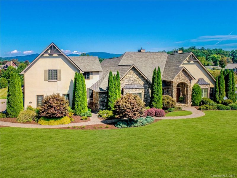 Property image 2 at 9 Bradford Vista, Fletcher, NC 28732