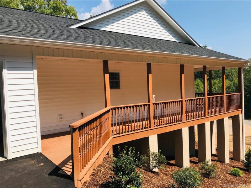 Property image 5 at 2061 North Road, Morganton, NC 28655