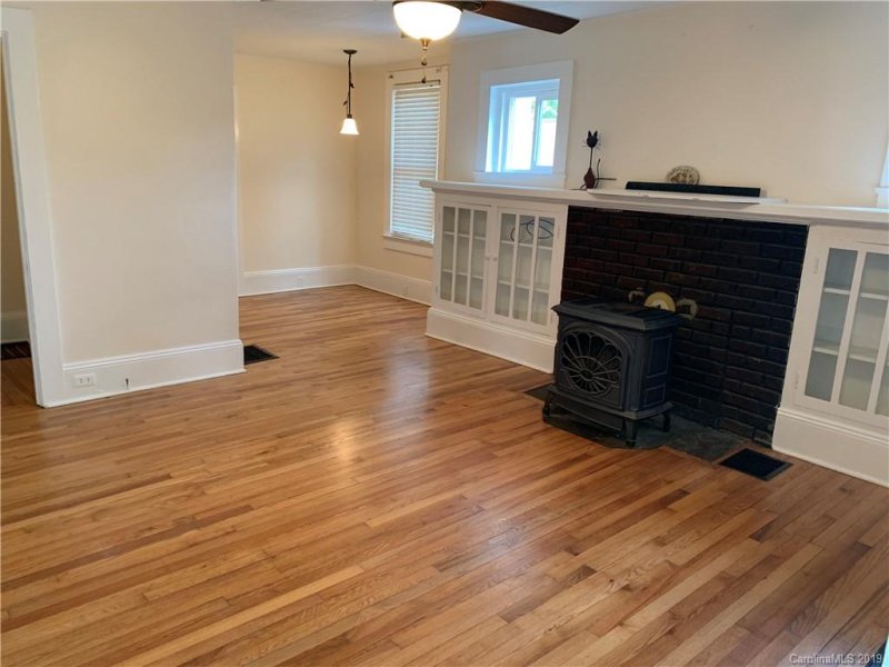 Property image 3 at 19 Oteen Park Place, Asheville, NC 28805