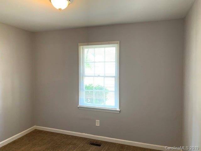 Property image 3 at 815 Georgetown Drive, Charlotte, NC 28213