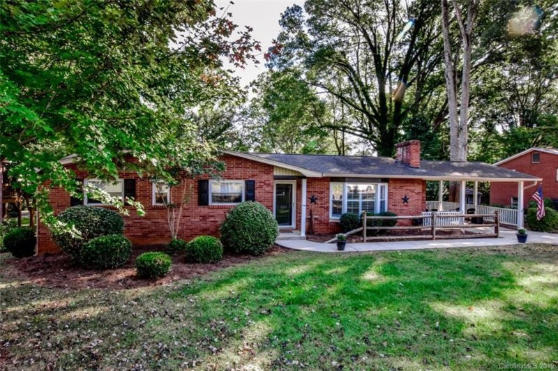 Property image 3 at 222 Cynthia Street, Statesville, NC 28677