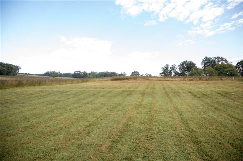 Property image 5 at 579 Stable Brook Lane, Taylorsville, NC 28681