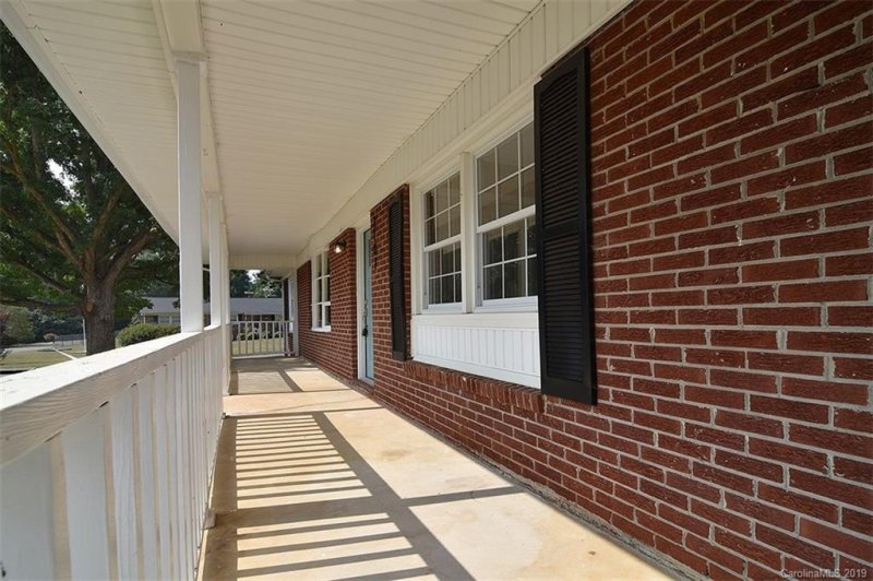 Property image 5 at 2107 Birchcrest Road, Dallas, NC 28034