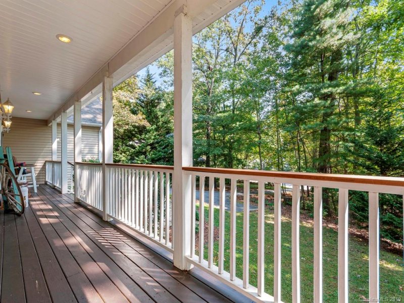 Property image 3 at 504 Fox Hollow Lane, Mills River, NC 28759