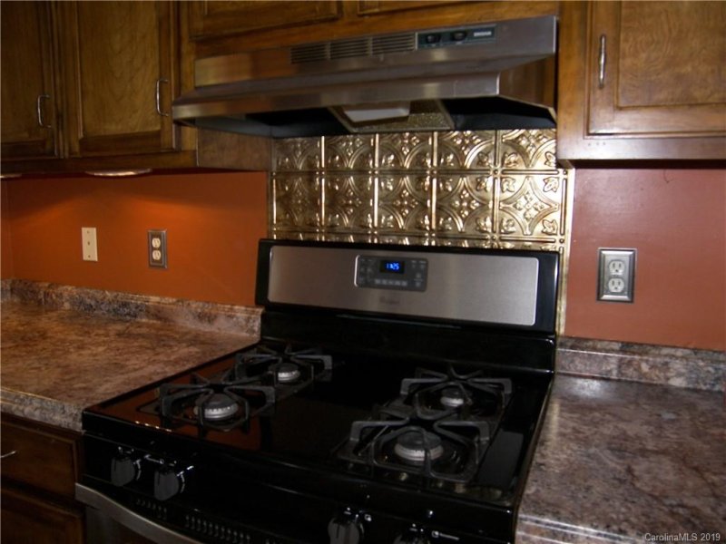 Property image 5 at 2008 Sarn Court, Gastonia, NC 28054