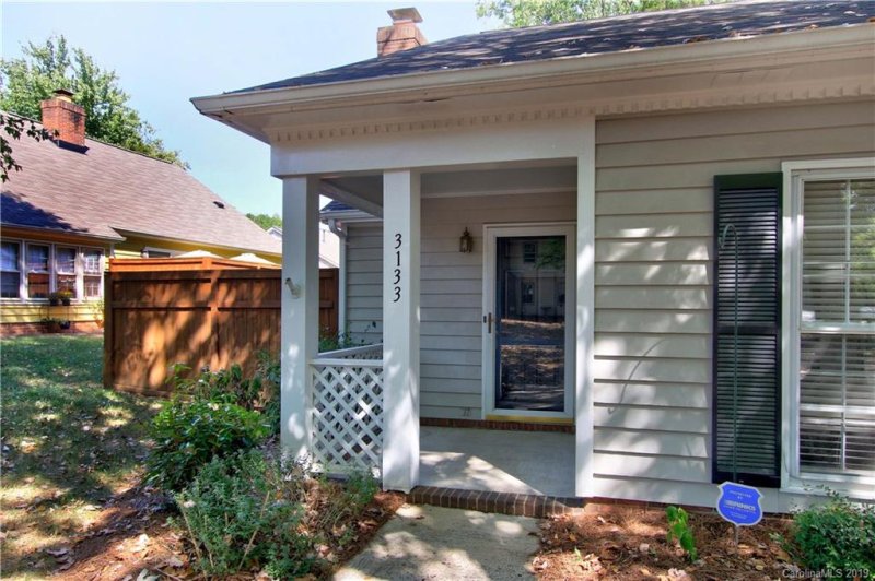 Property image 3 at 3133 Selwyn Farms Lane, Charlotte, NC 28209