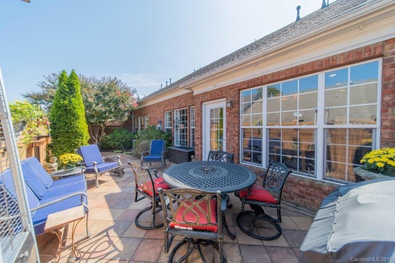 Property image 4 at 10614 Morablin Drive, Charlotte, NC 28277