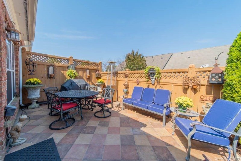 Property image 5 at 10614 Morablin Drive, Charlotte, NC 28277