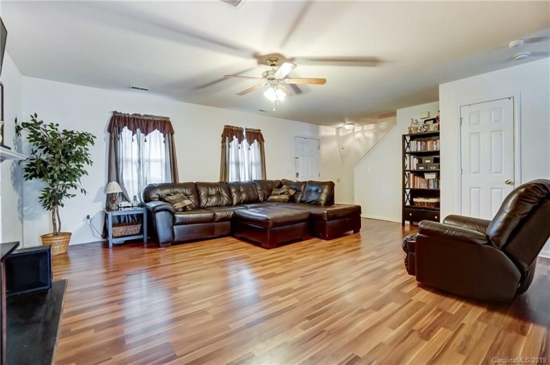 Property image 4 at 7121 Angela Marie Court, Charlotte, NC 28215