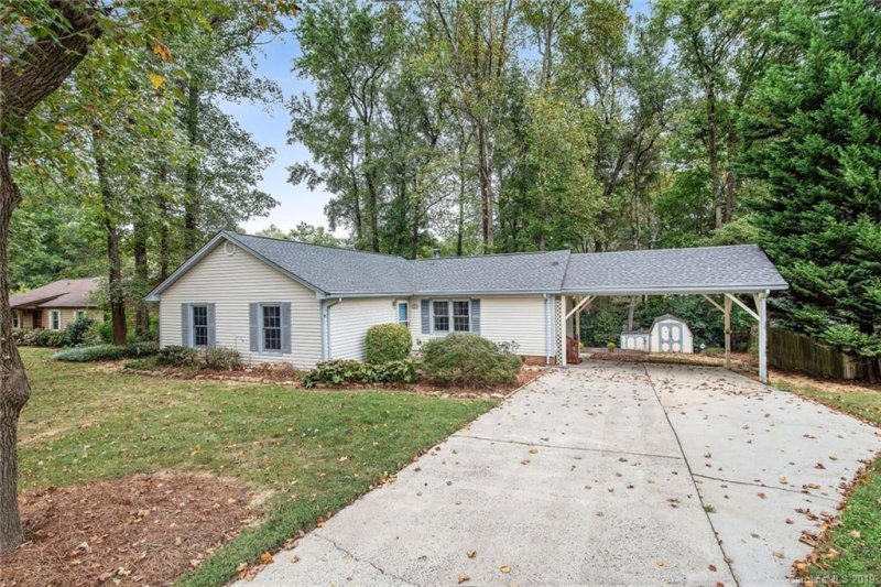 3808 Cobbleridge Drive